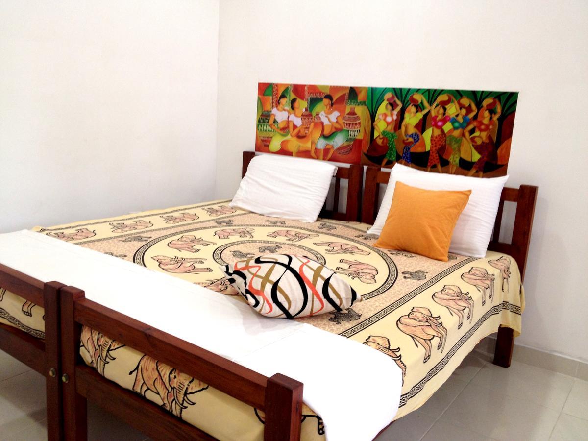 New Shangrela Beach Resort Ambalangoda  Bagian luar foto