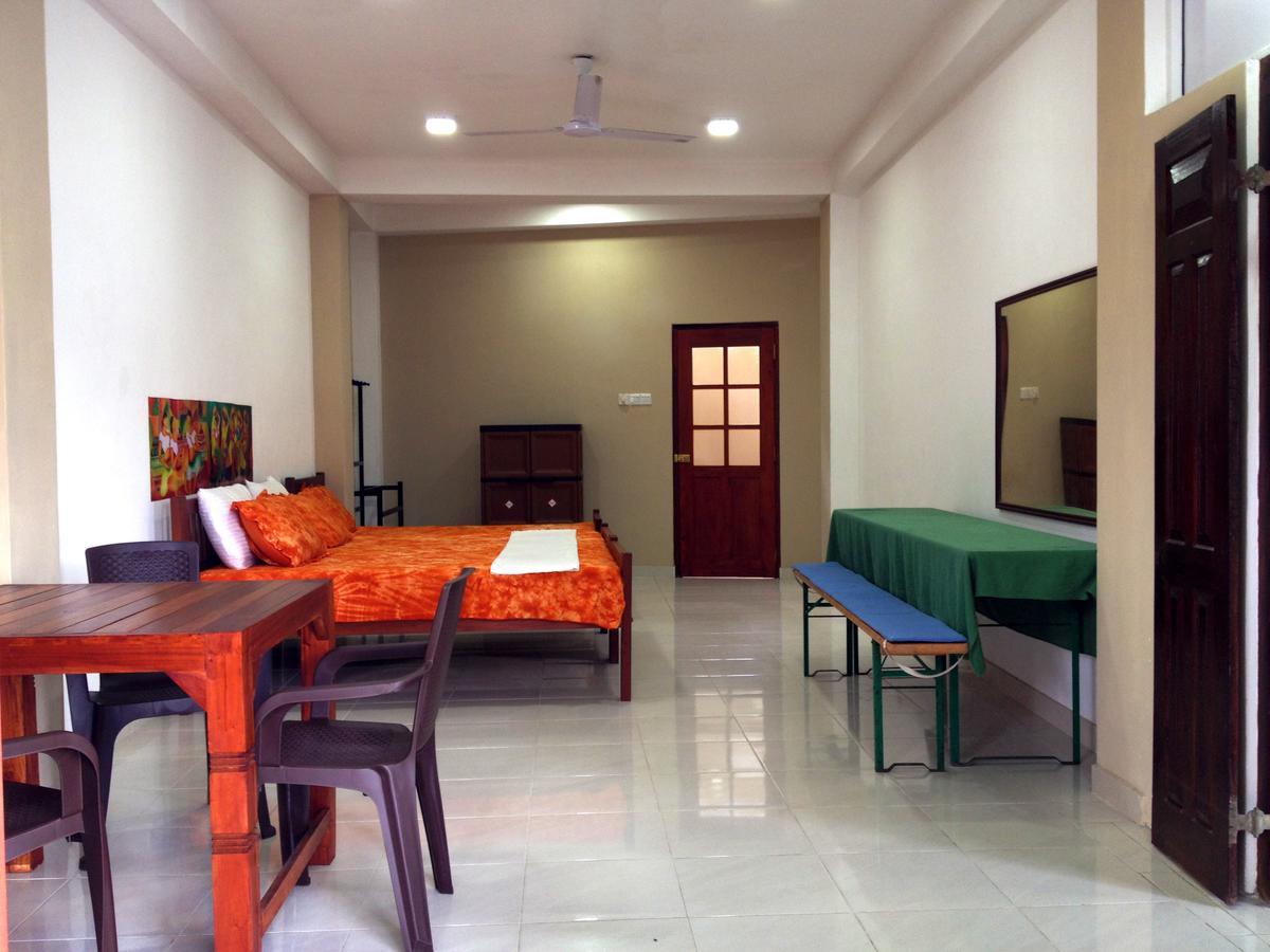 New Shangrela Beach Resort Ambalangoda  Bagian luar foto