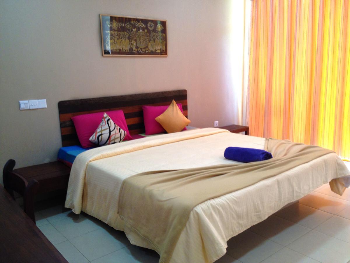 New Shangrela Beach Resort Ambalangoda  Bagian luar foto