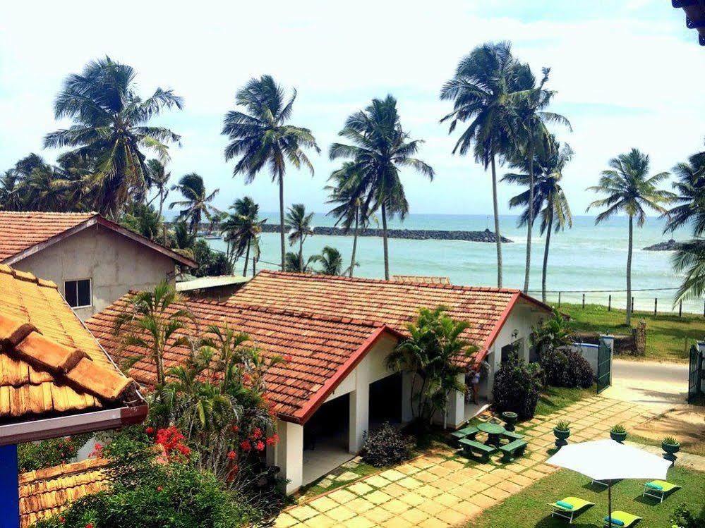 New Shangrela Beach Resort Ambalangoda  Bagian luar foto